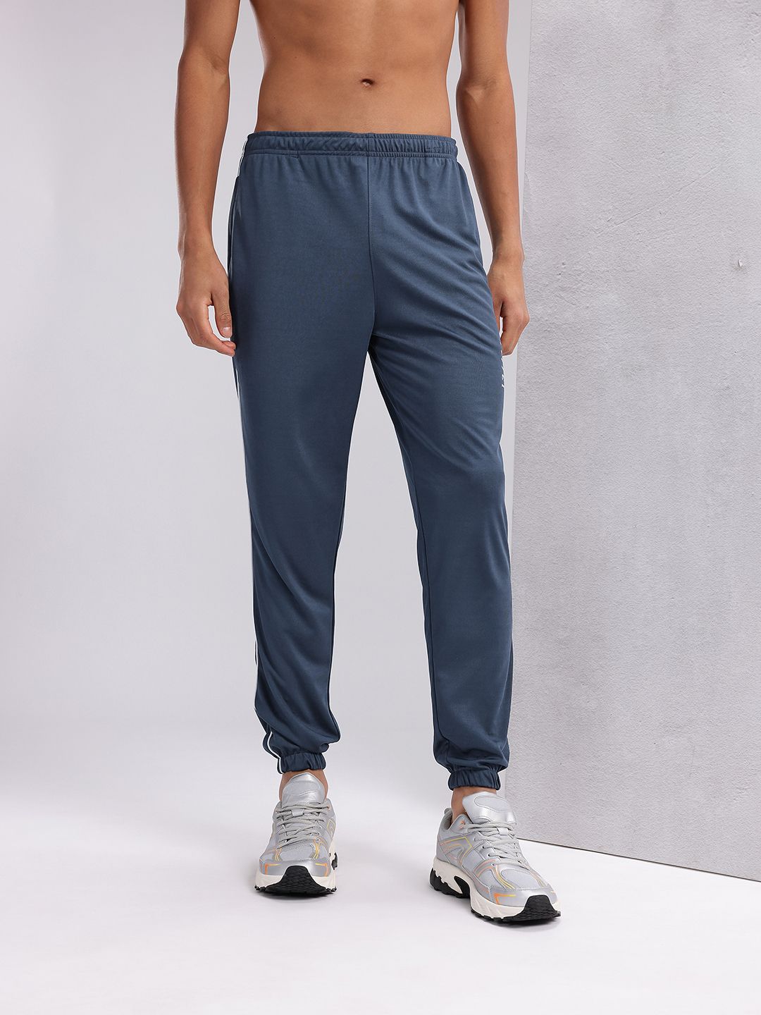 HRX by Hrithik Roshan Men Rapid-Dry Training Joggers