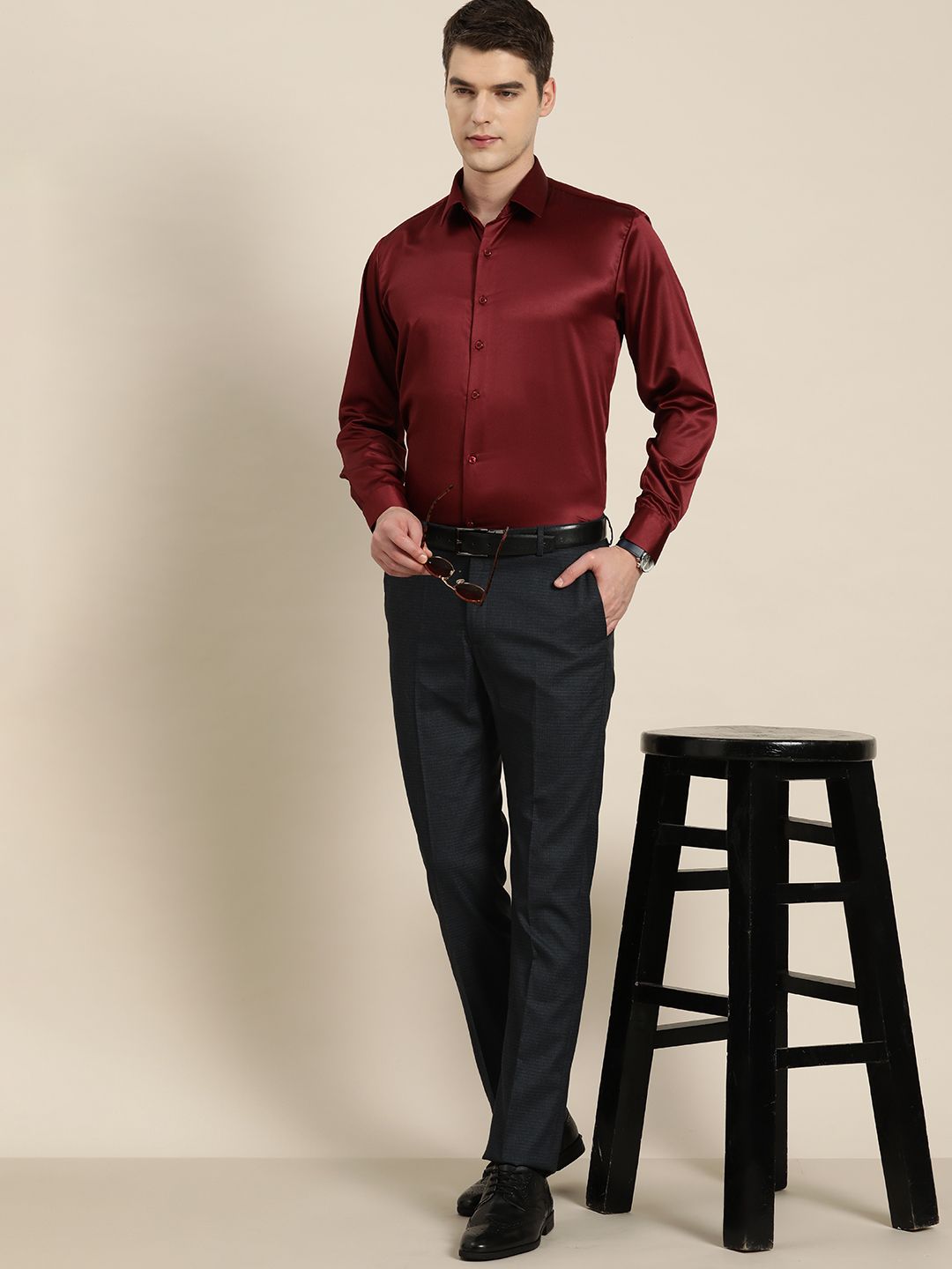 Hancock Men Maroon Solid Satin Club Slim Fit Party Shirt