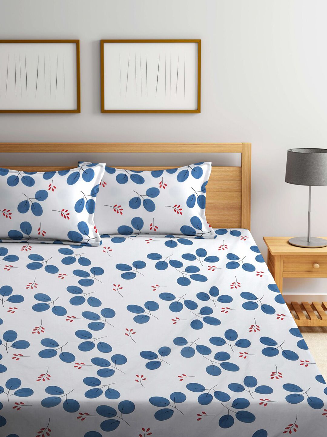 KLOTTHE White & Blue Floral Print 300 TC Fitted Double King Bedsheet With 2 Pillow Covers