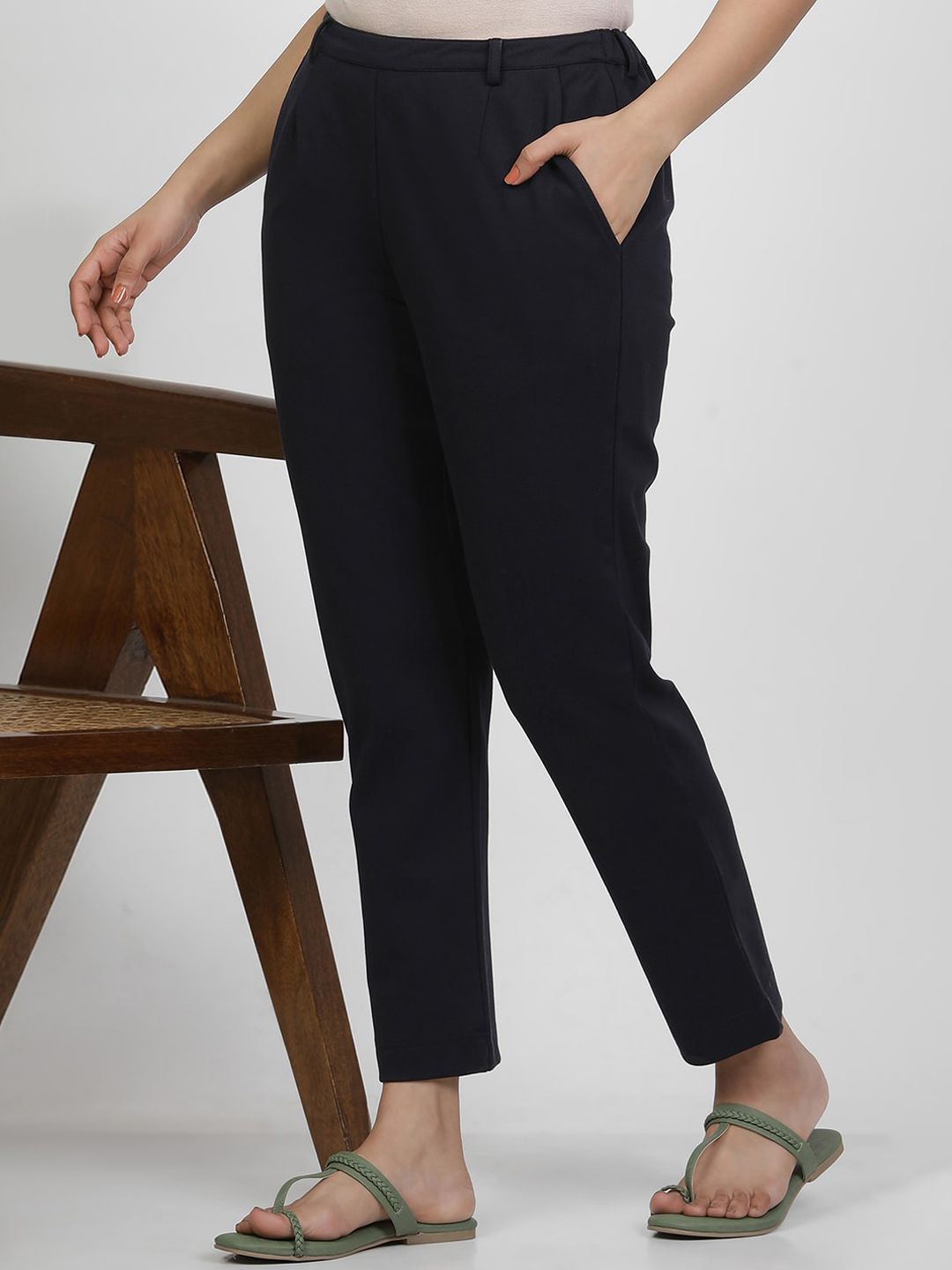 W Women Slim Fit Mid-Rise Regular Trousers