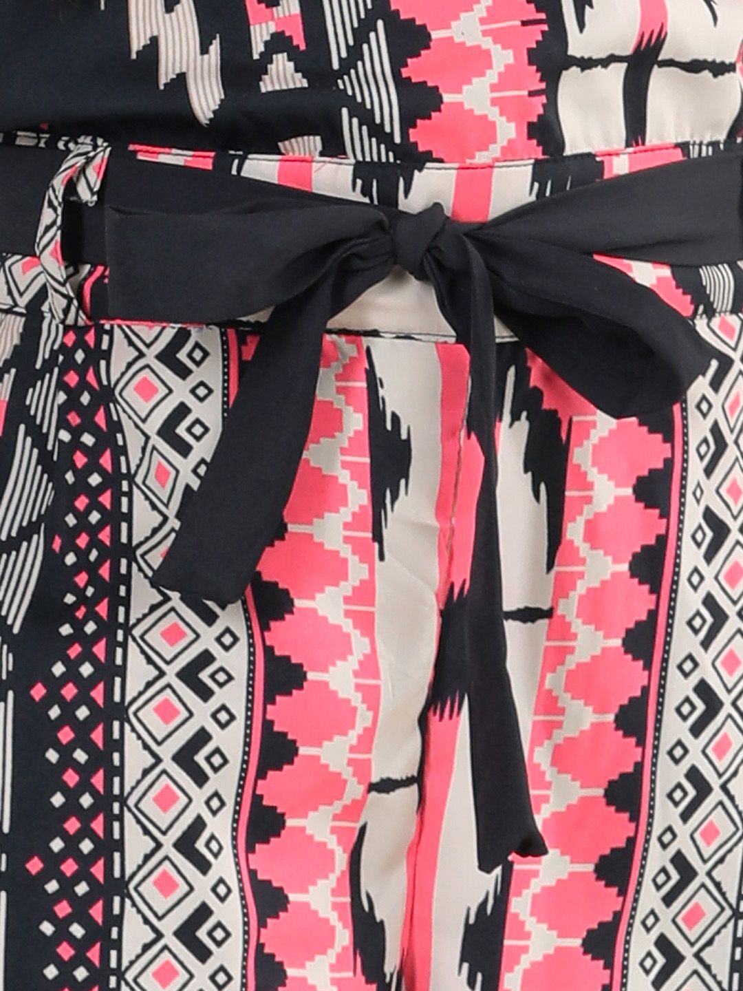 Cutiekins Girls Black & Pink Printed Ruffle Sleeves Capri Jumpsuit