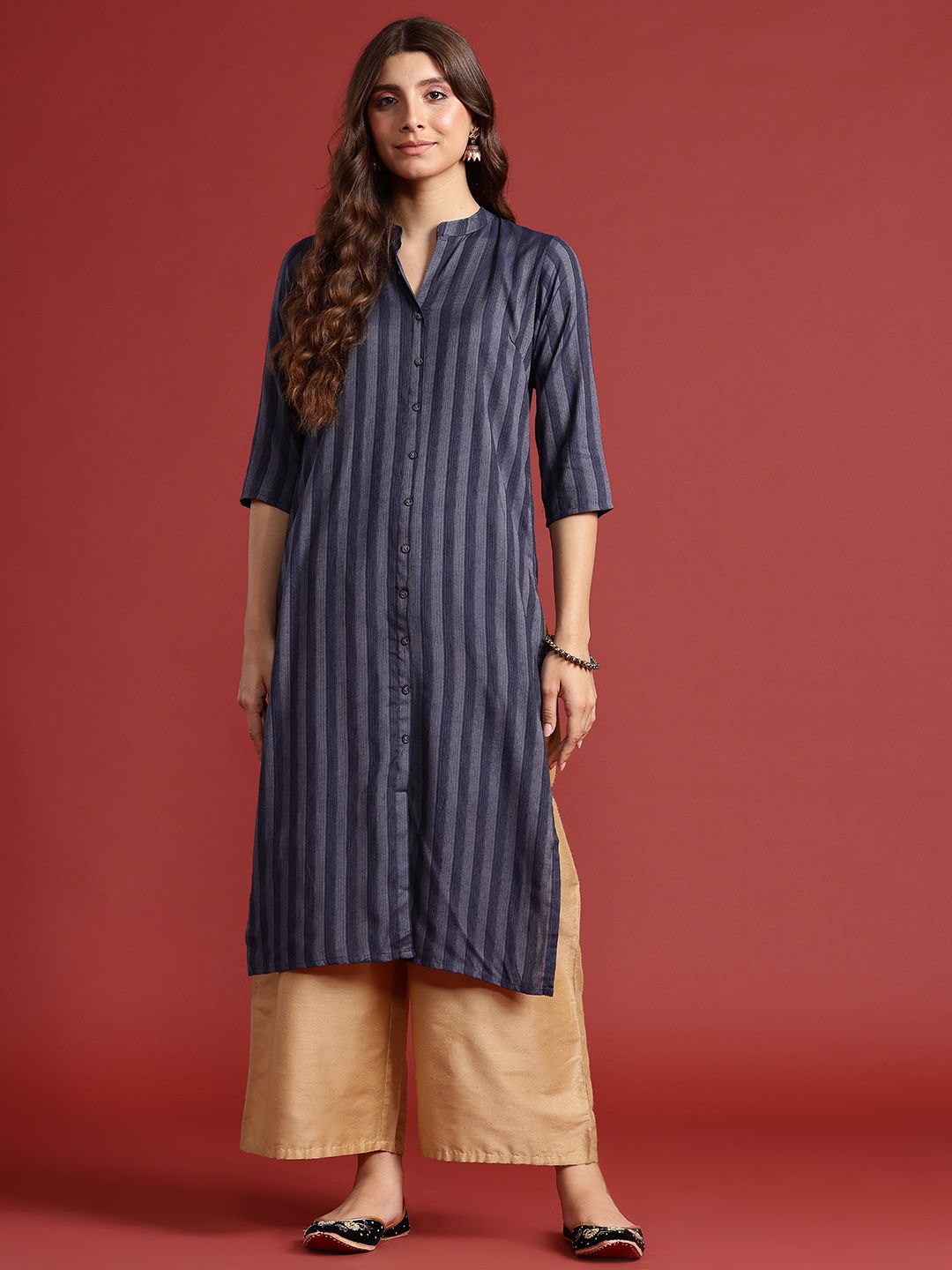 Anouk Women Self Striped Kurta