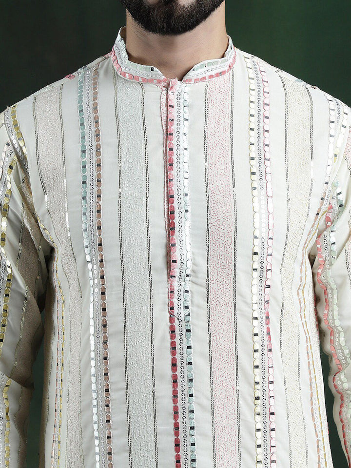 SOJANYA LUXE Cermin Sulam Karya Georgette Straigth Kurta