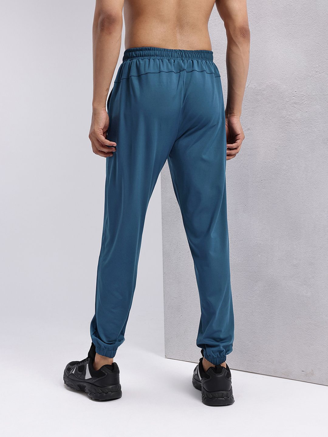 HRX by Hrithik Roshan Men Rapid-Dry Training Joggers