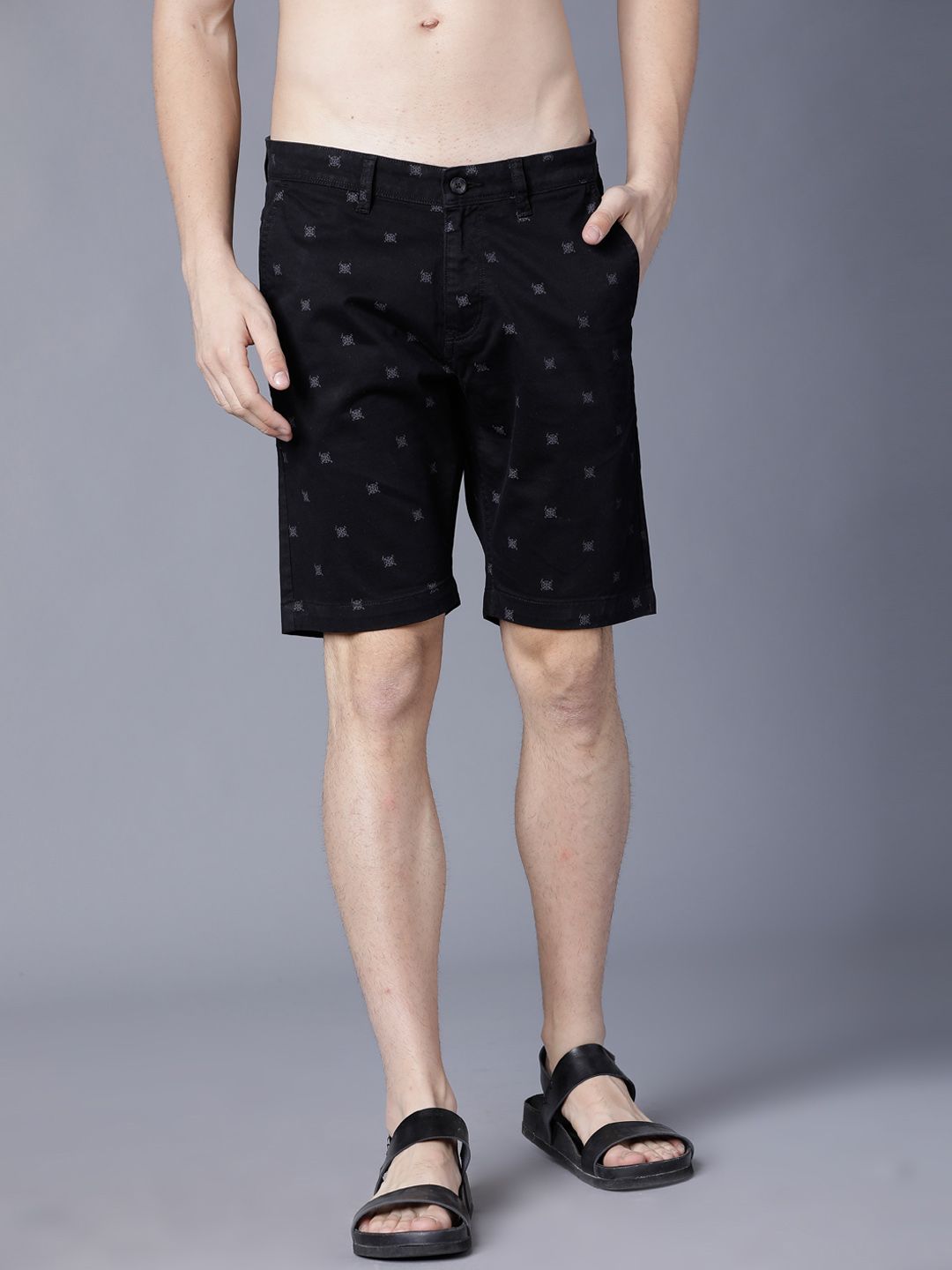 HIGHLANDER Men Black Printed Slim Fit Regular Shorts