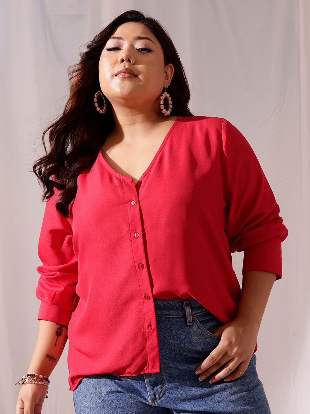 CURVY STREET Plus Size V-Neck Cuffed Sleeves Shirt Style Top