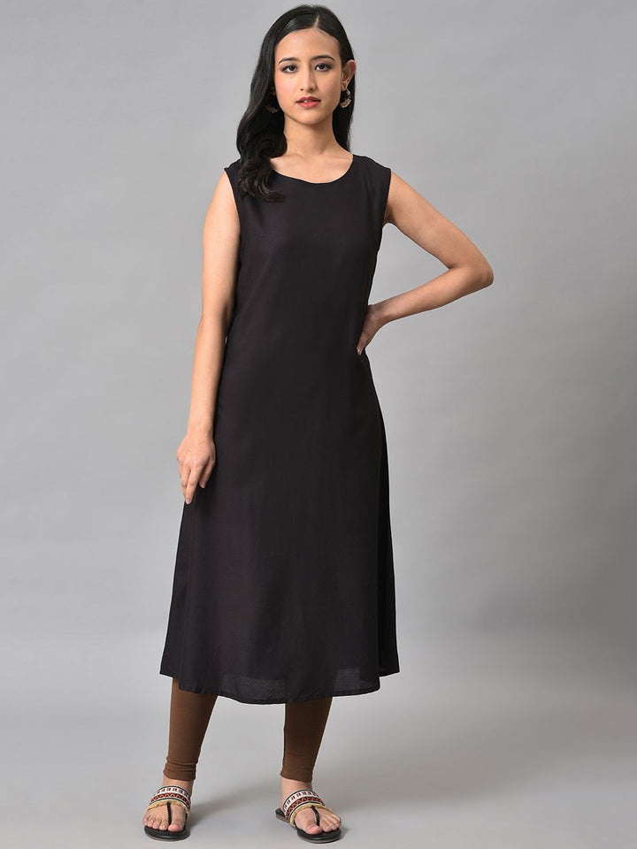 W Ethnic Motifs Embroidered Layered Kurta