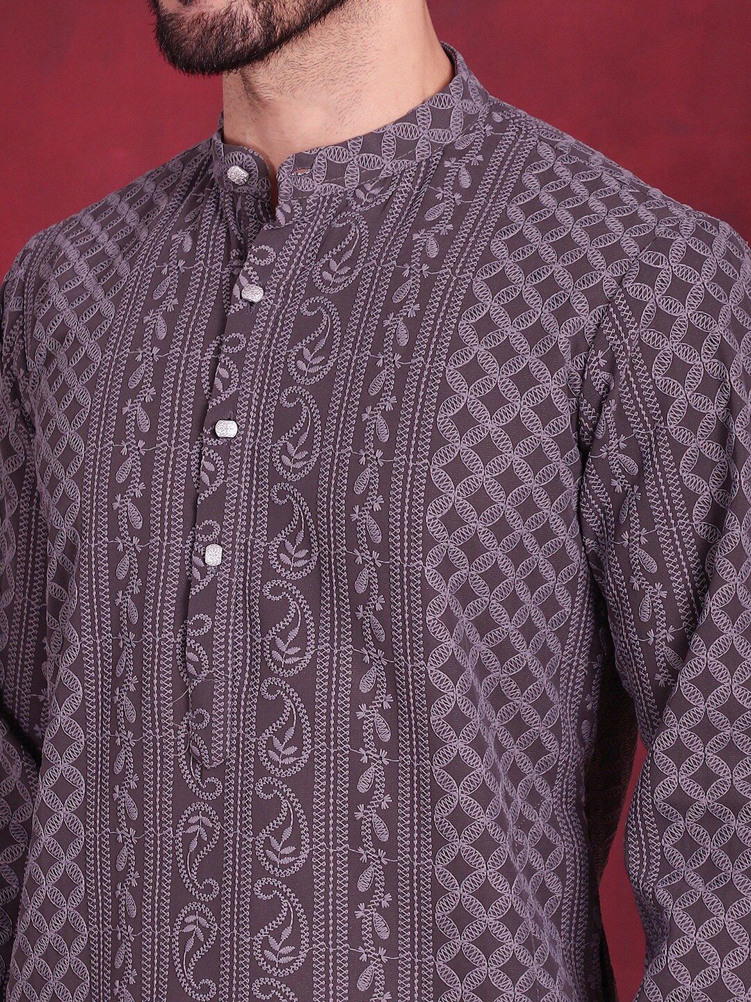 Jompers Ethnic Motifs Embroidered Chikankari Kurta with Pyjamas