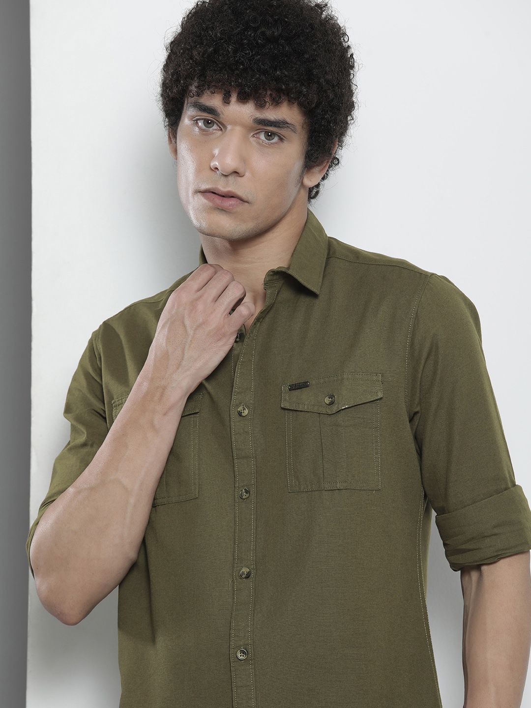 The Indian Garage Co Men Olive Green Solid Casual Shirt