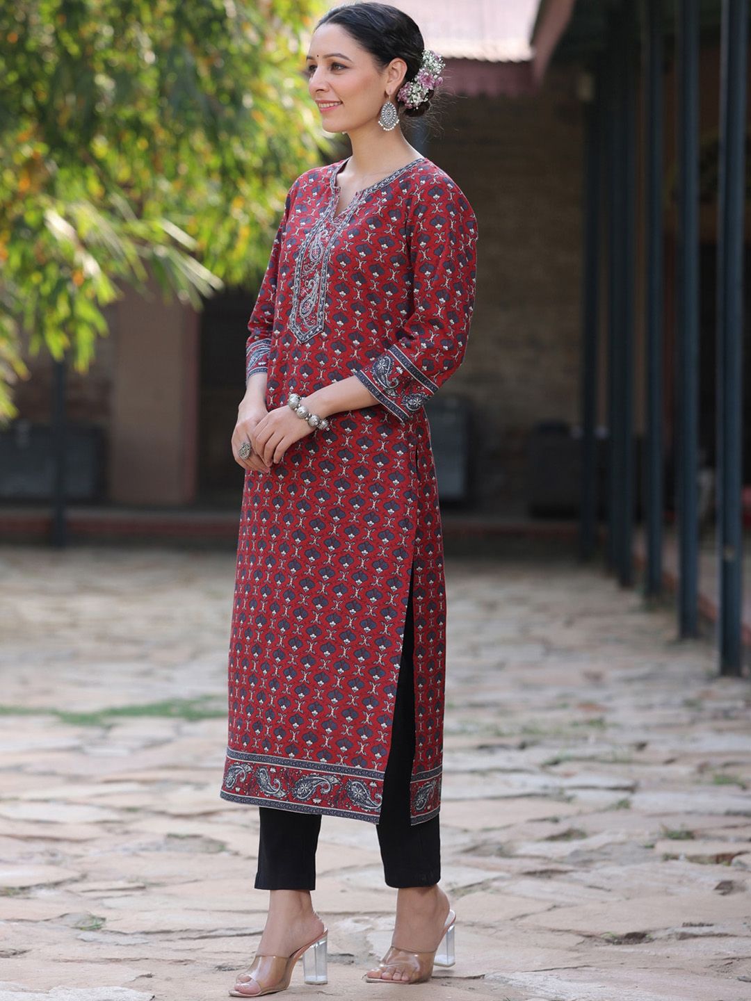 Rain & Rainbow Women Floral Printed Flared Sleeves Kurta