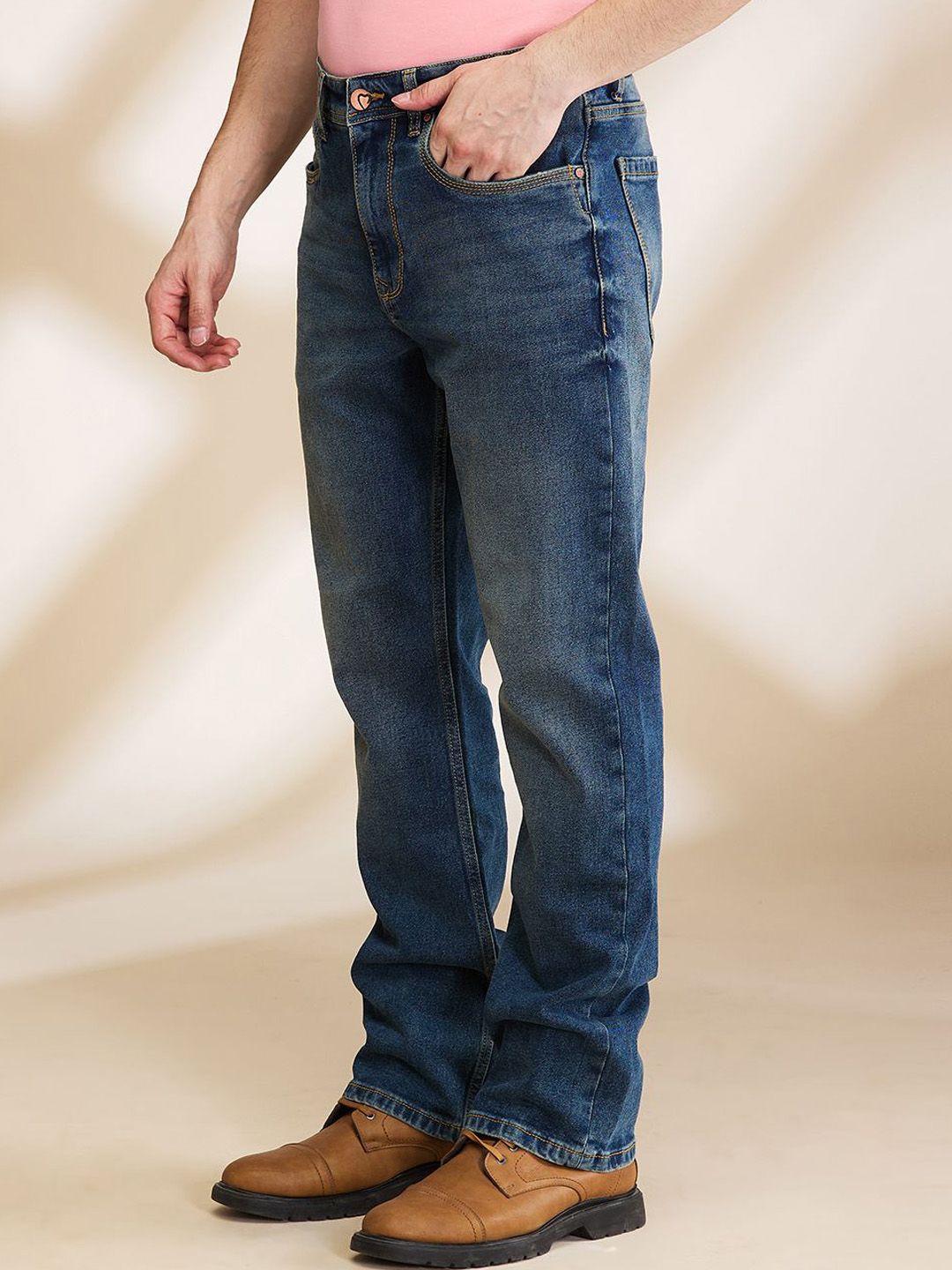 Menjadi Lelaki Manusia Bootcut Light Fade Jeans