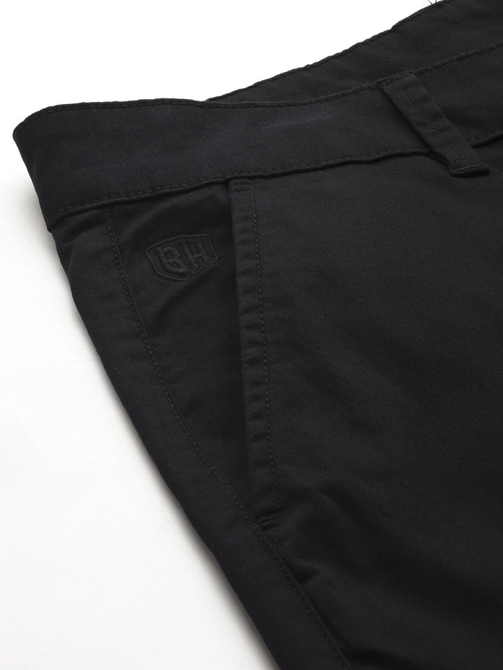 Being Human Men Solid Mid-Rise Regular Fit Chinos