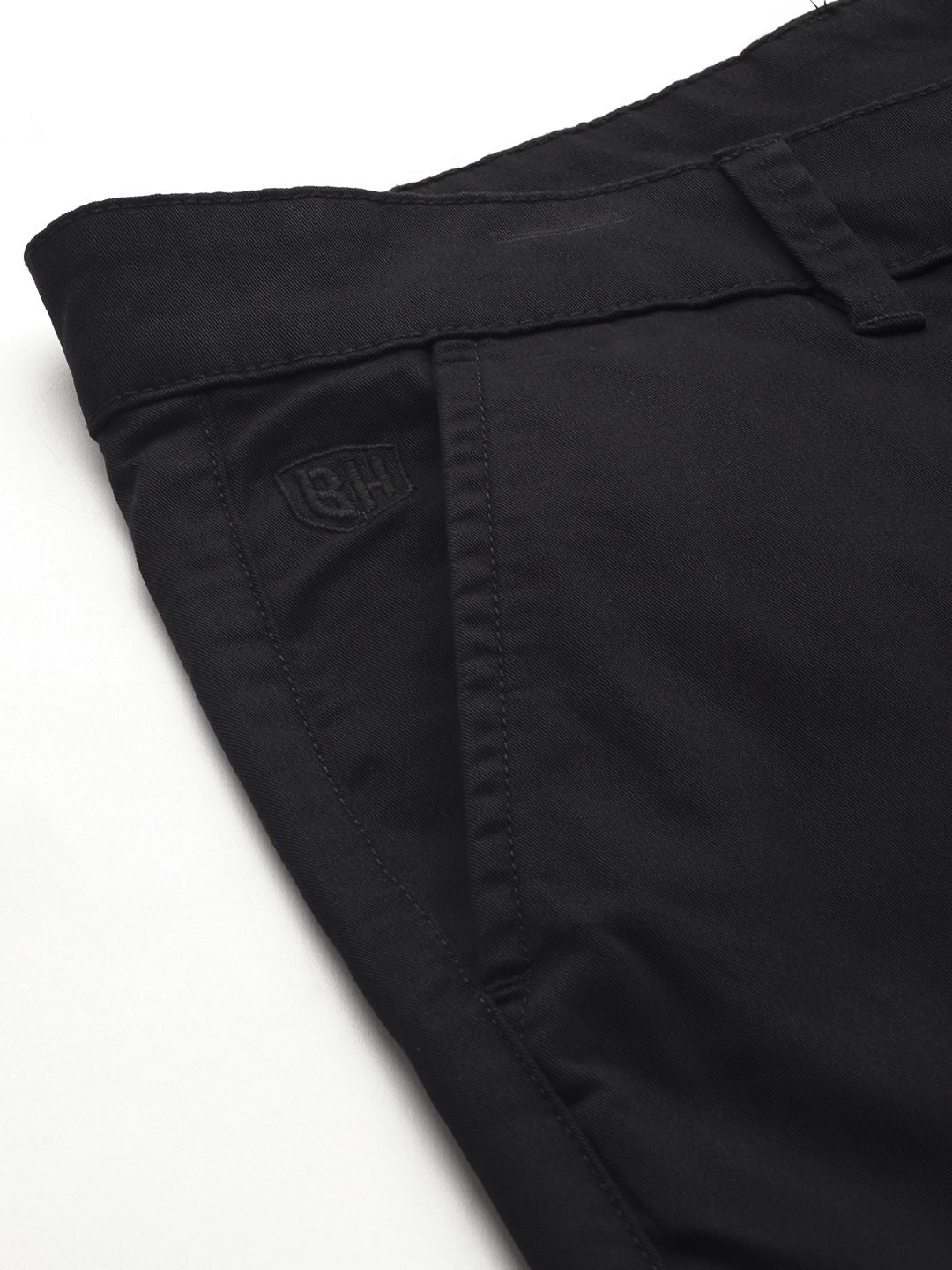 Being Human Men Solid Mid-Rise Regular Fit Chinos
