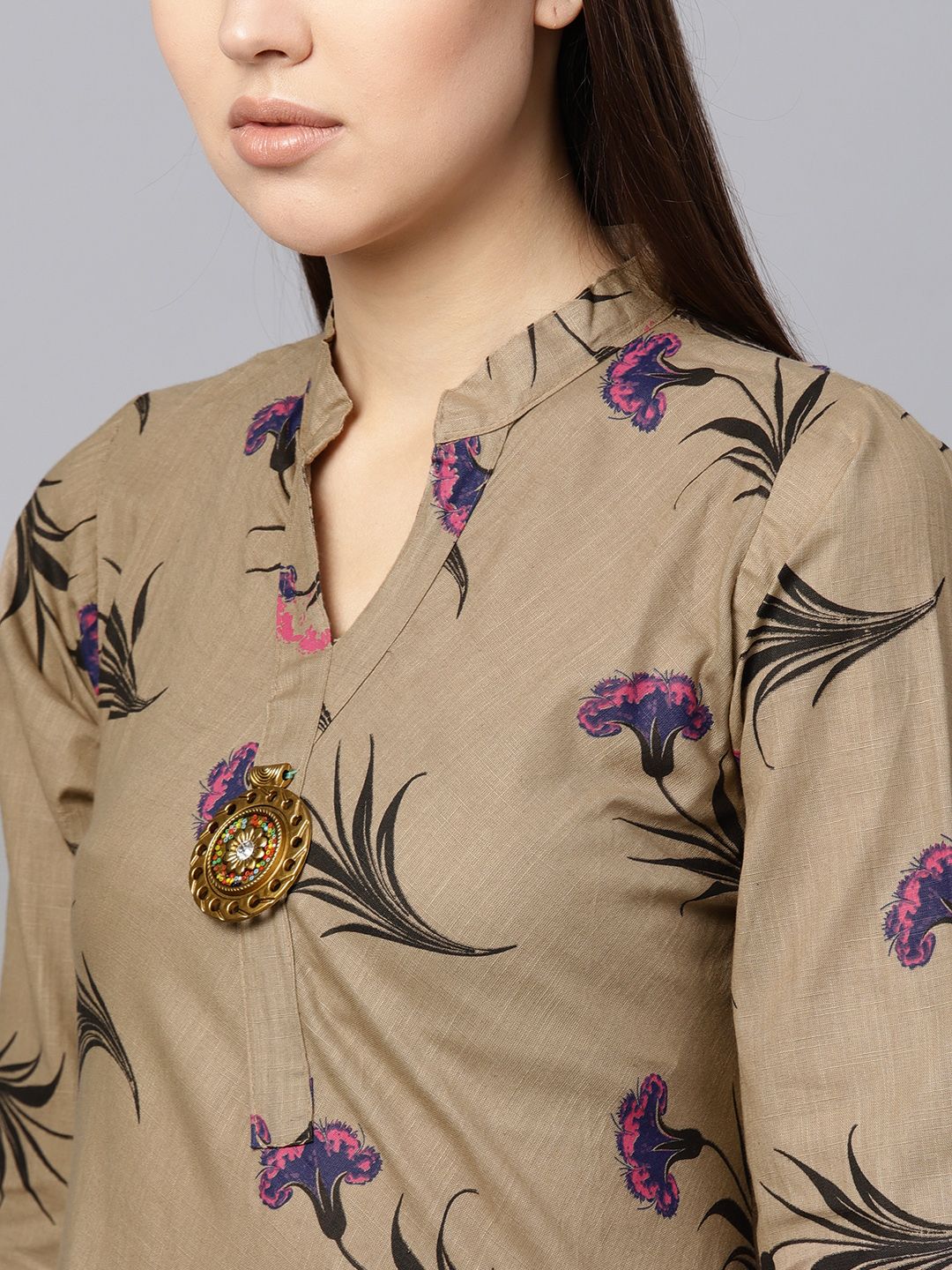 SOJANYA Women Taupe & Black Floral Printed A-Line Kurta