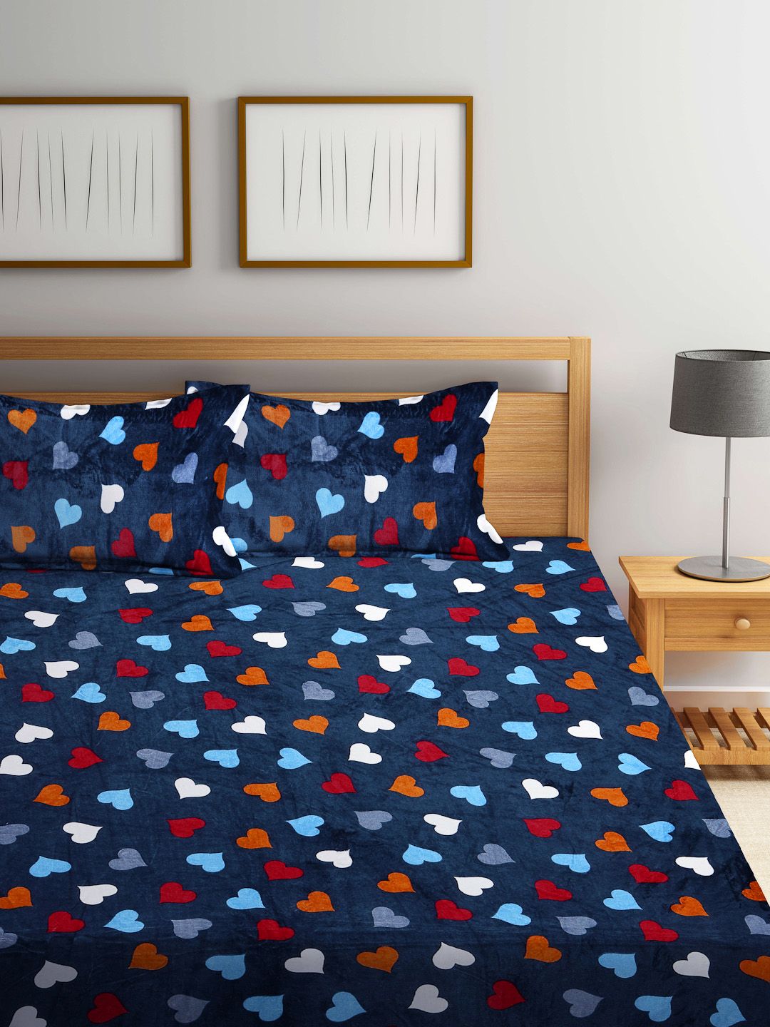KLOTTHE Blue Printed Woolen 300 TC Fitted King Bedsheet With 2 Pillow Covers