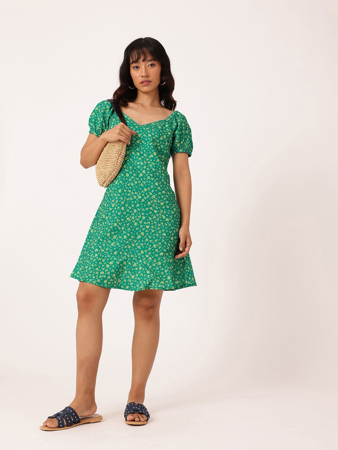 DressBerry Girlish Bloom Sweetheart Neck Puff Sleeves A-Line Dress