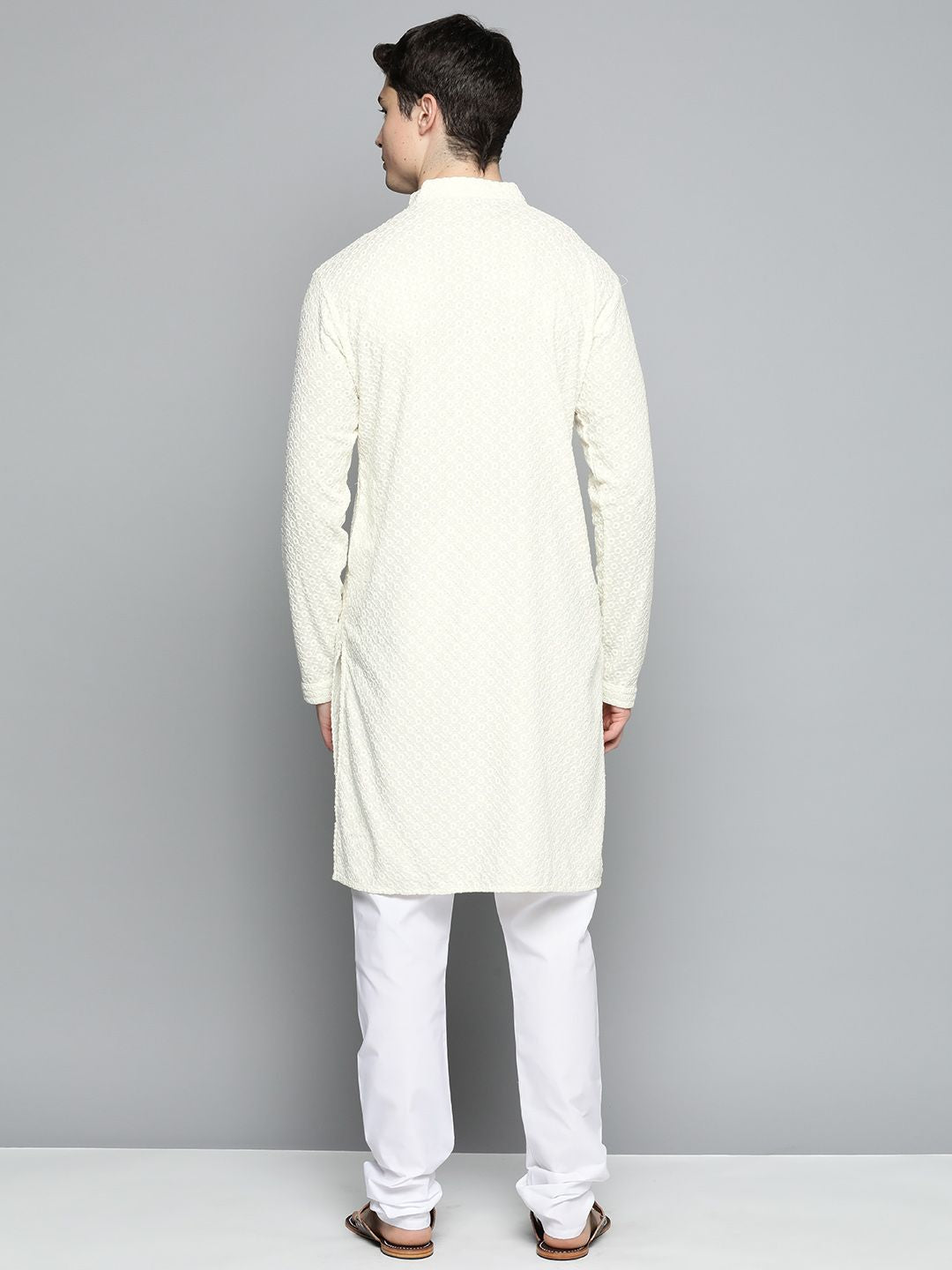 Jompers Men Floral Embroidered Chikankari Pure Cotton Kurta with Churidar