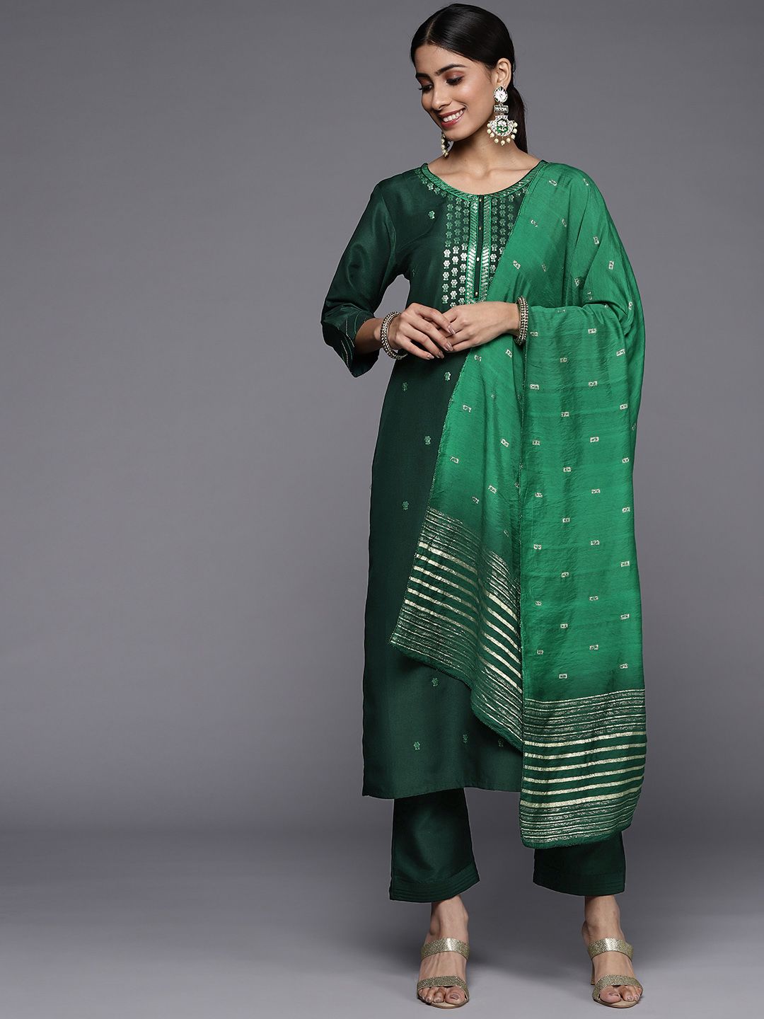 Varanga Women Green Ethnic Motifs Embroidered Kurta with Trousers & Dupatta