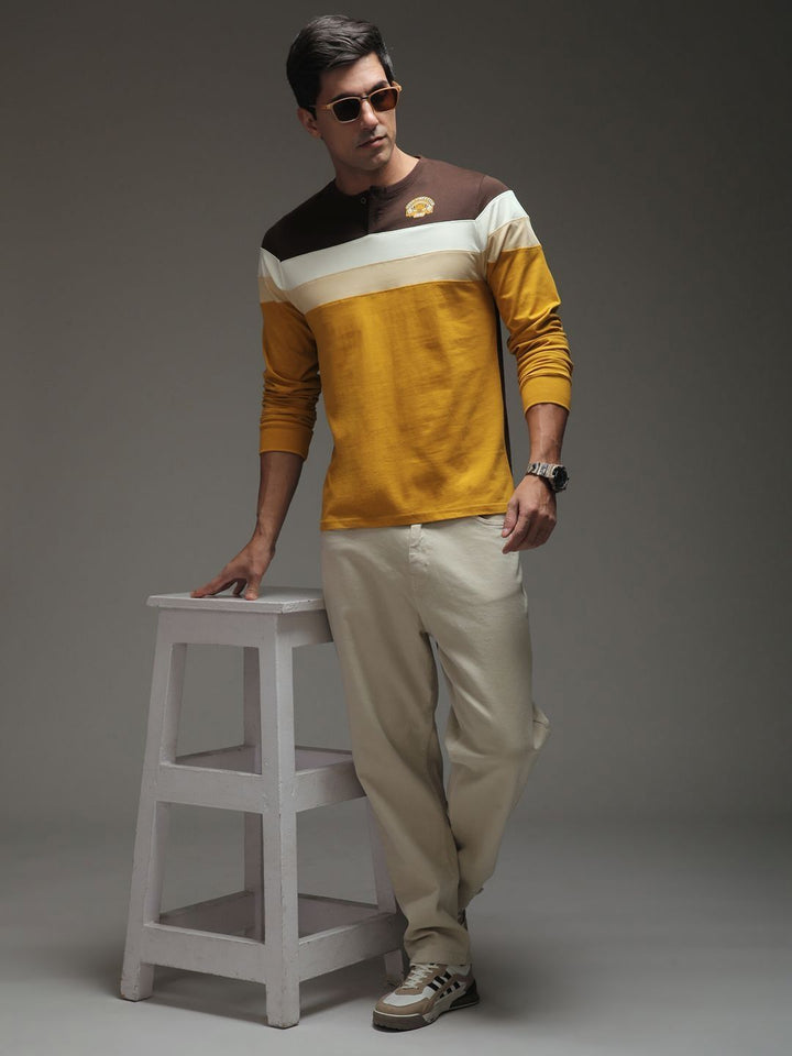 Difference of Opinion Men Colourblocked Round Neck Cotton T-shirt