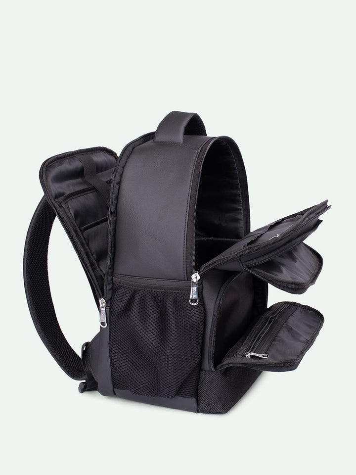 Zouk Jet Unisex Padded Vegan Leather Backpack-up hingga 16 inci