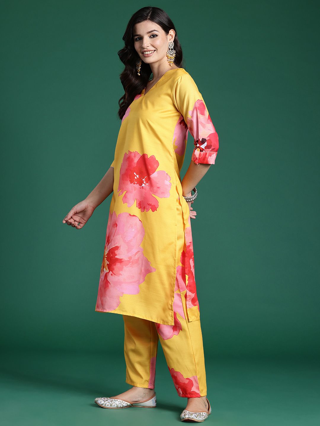 Indo Era Women Floral Printed Regular Kurta with Trousers