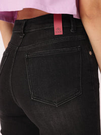 DressBerry Women Classic Vibe High-Rise Light Fade Frayed Cropped Jeans