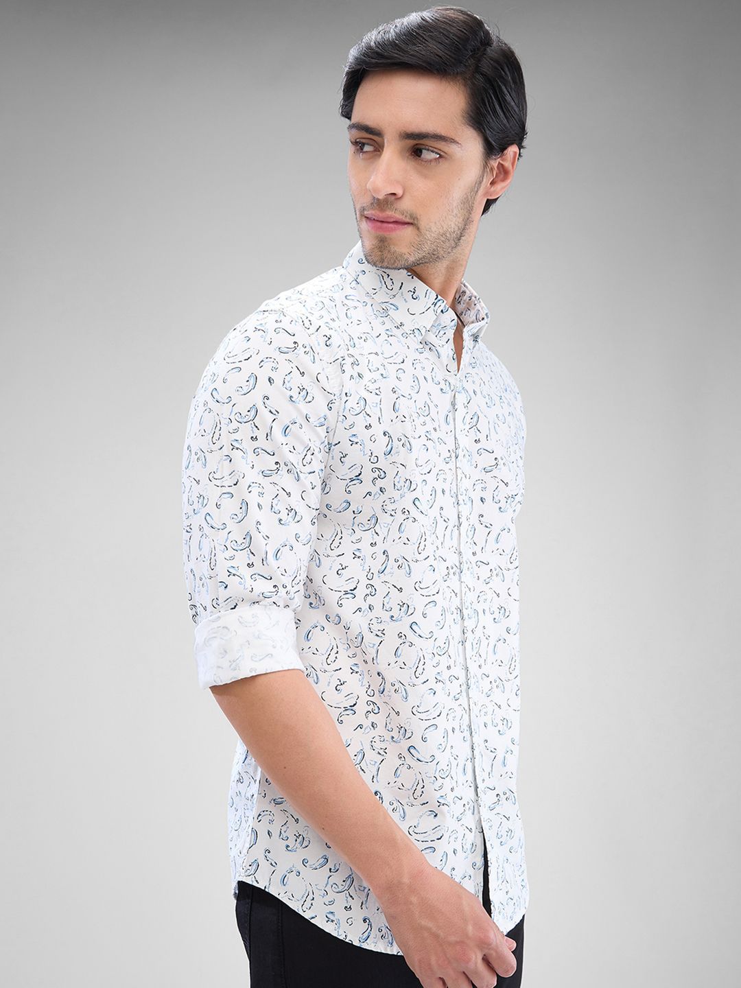 SPYKAR Men Slim Fit Conversational Printed Casual Shirt