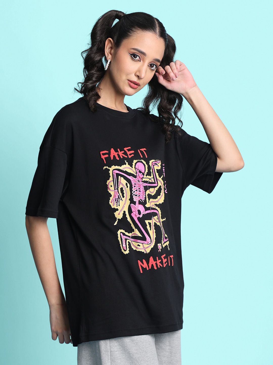 Bene Kleed Men Halloween Graphic Print Round Neck Cotton T-shirt
