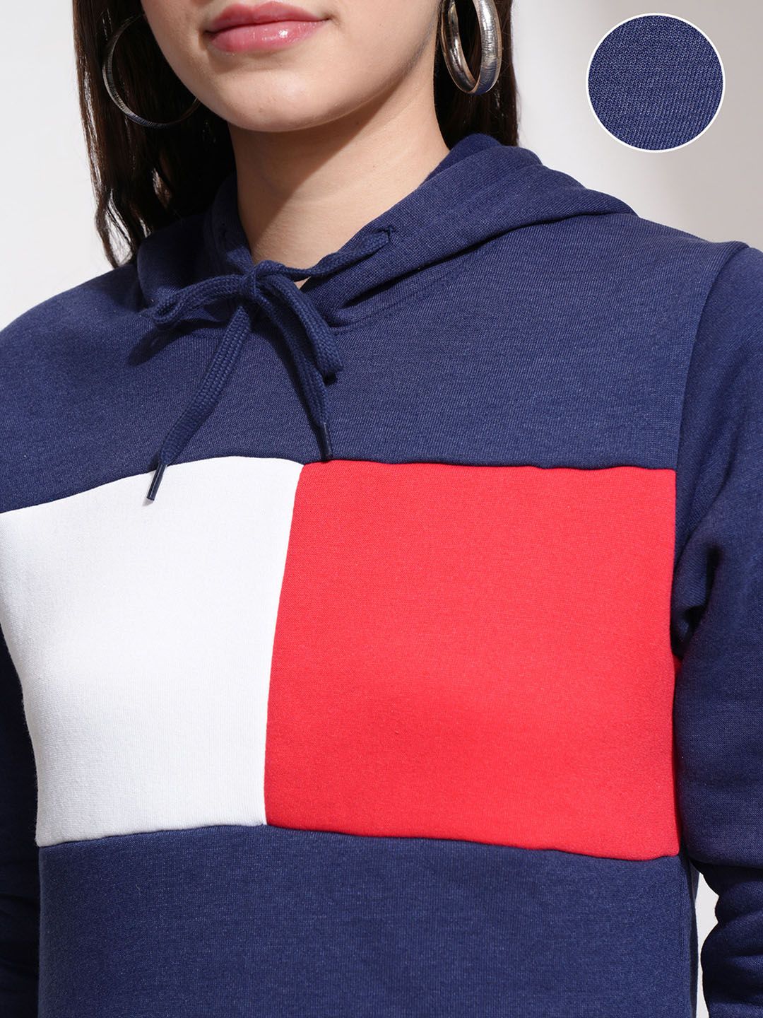 Tokyo Talkies Women Navy Blue & Red Colourblocked Hooded Sweatshirt
