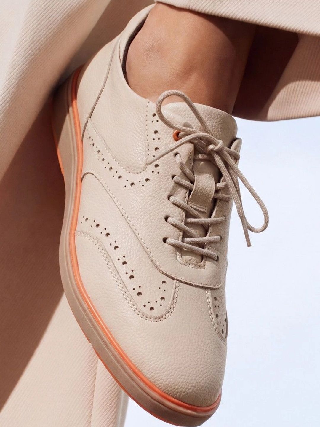MONKSTORY Men Perforations Sneakers