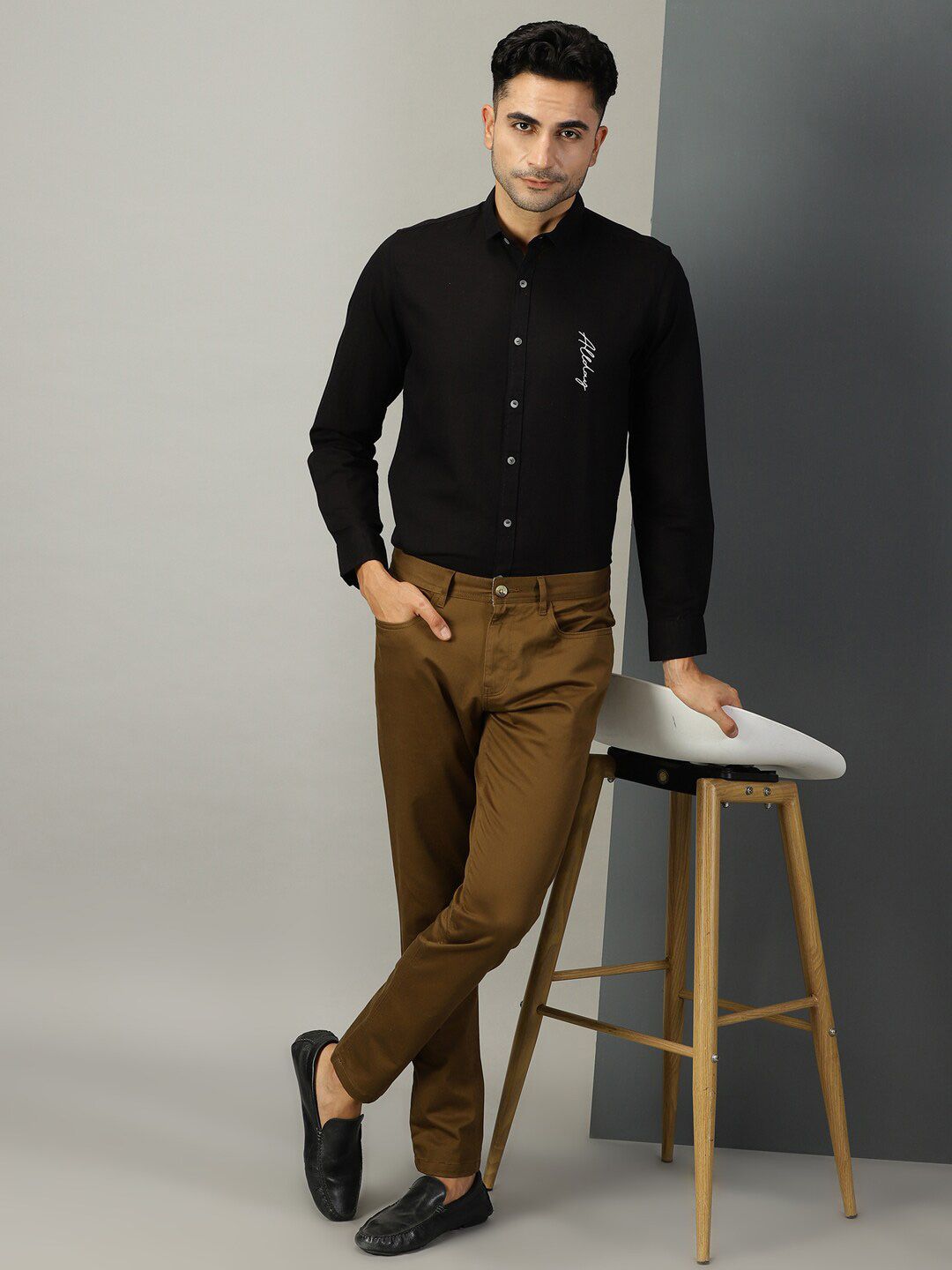 Thomas Scott Typography Printed Classic Regular Fit Casual Shirt