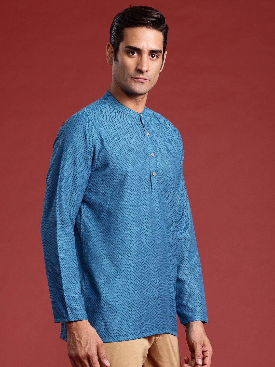 Anouk Woven Design Straight Kurta
