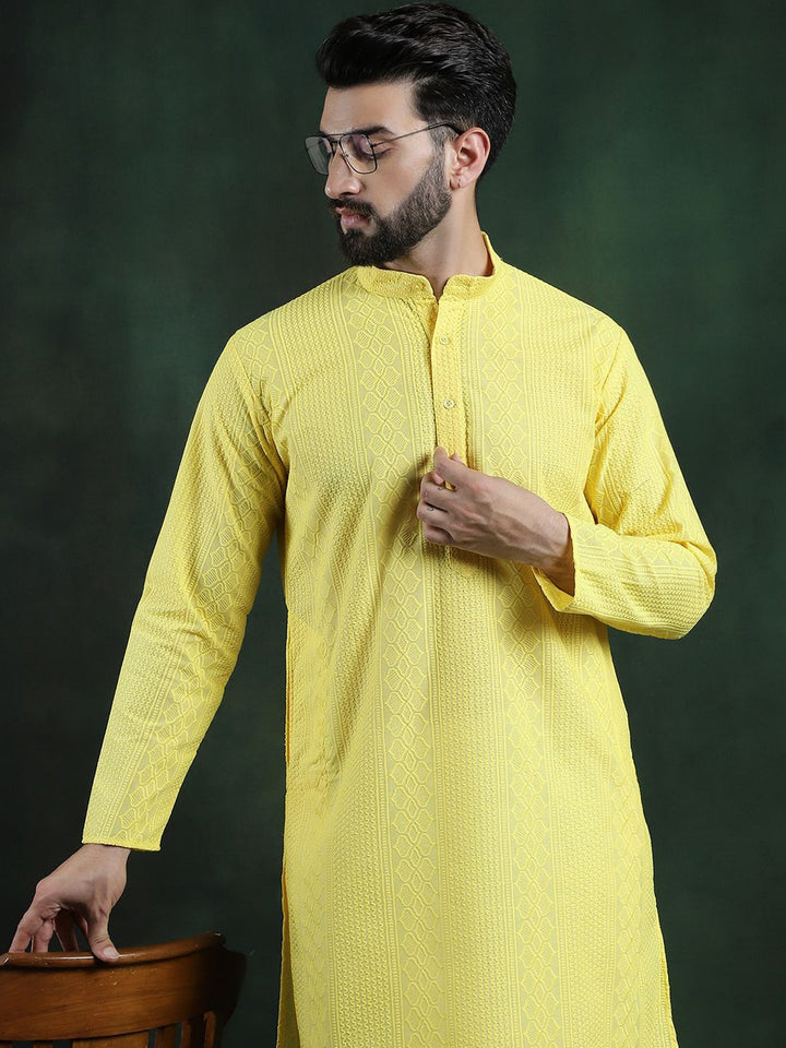 SOJANYA Ethnic Motifs Embroidered Mandarin Collar Thread Work Cotton Straight Kurta