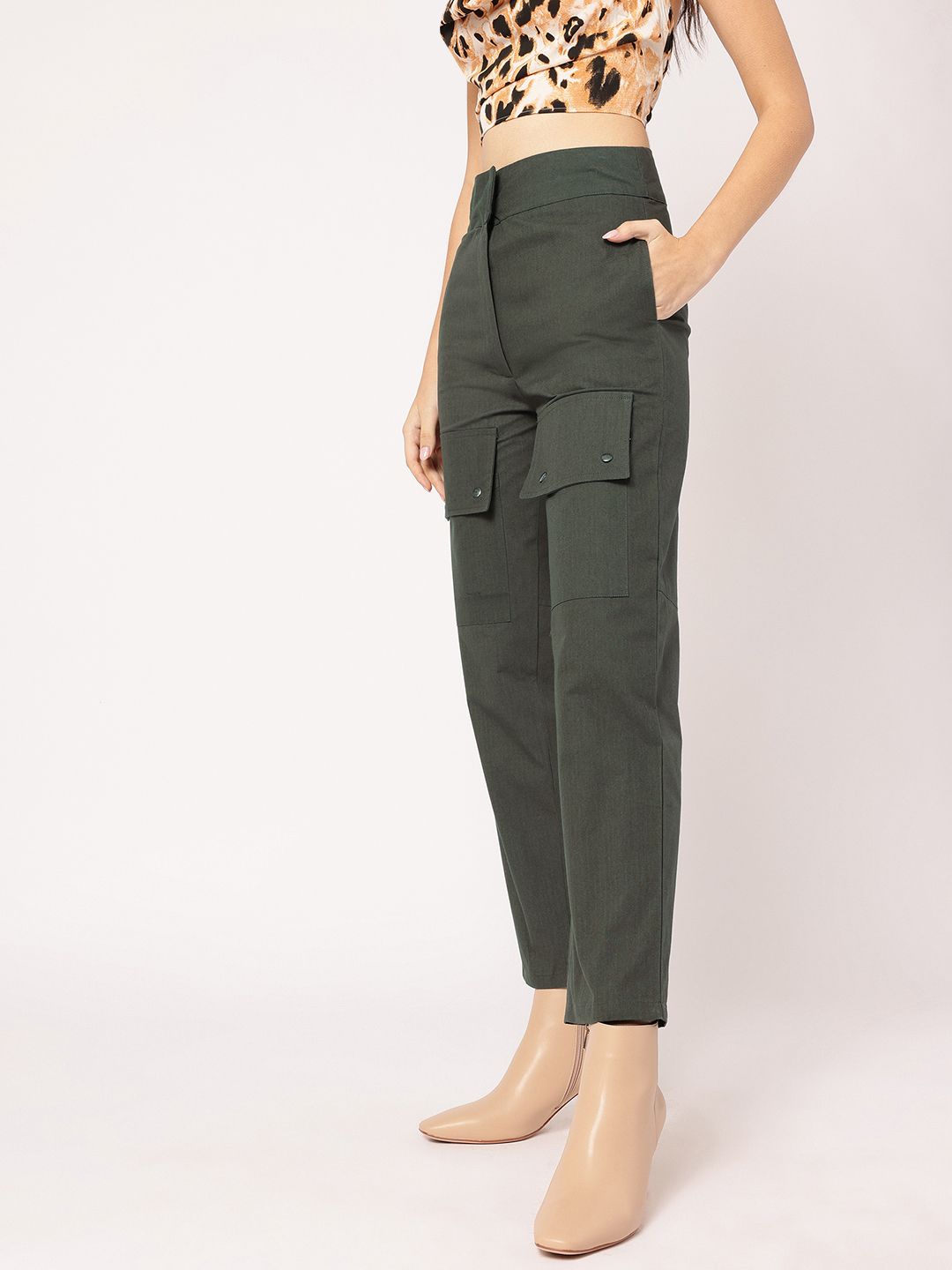 DressBerry Women Smart Utility Regular Fit Cropped Trouser