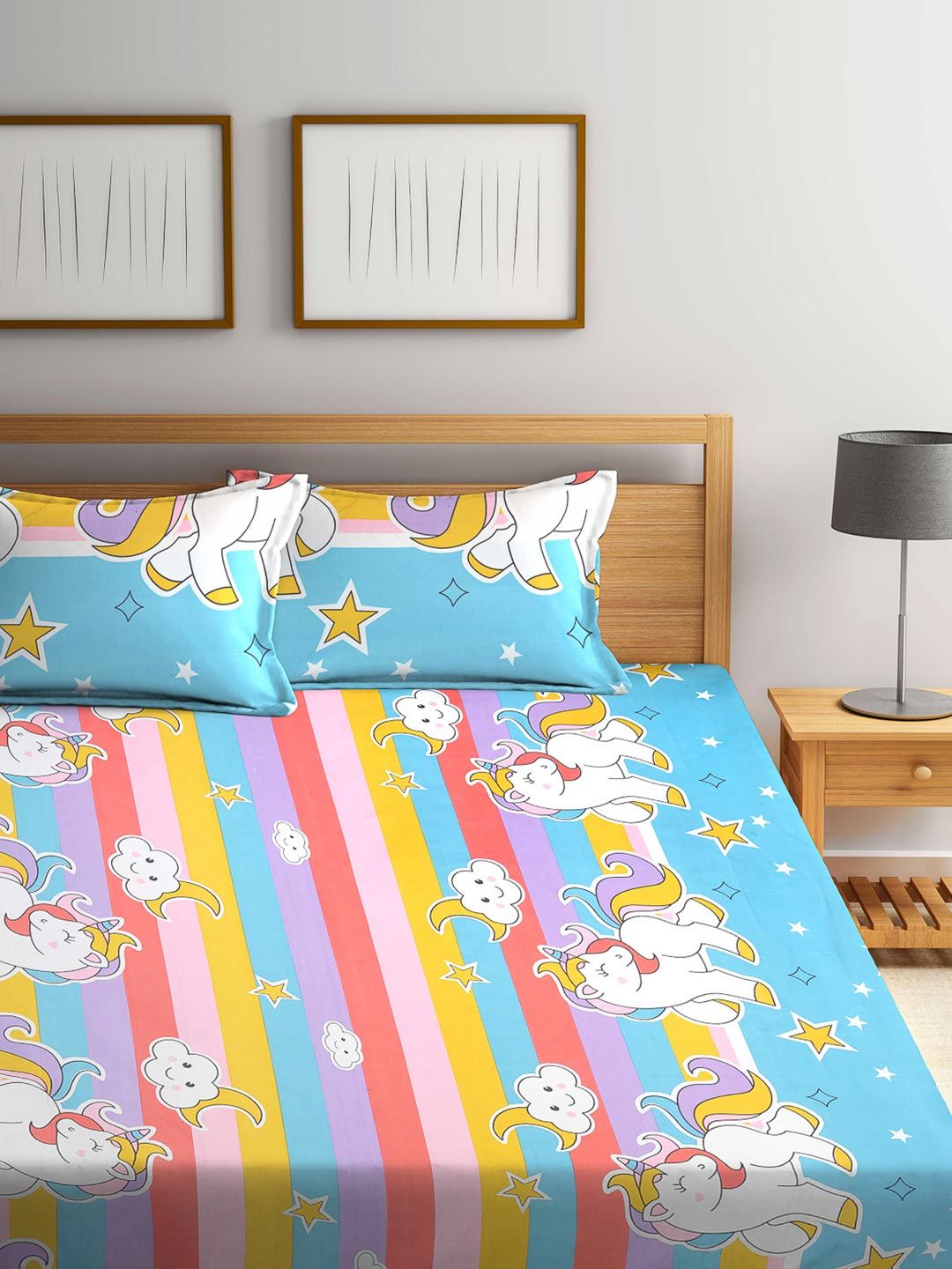 Watak Kartun Biru KLOTTHE Polycotton 300 TC King Denda 2 Cadar dengan 4 Sarung Bantal-98 x 87 inci