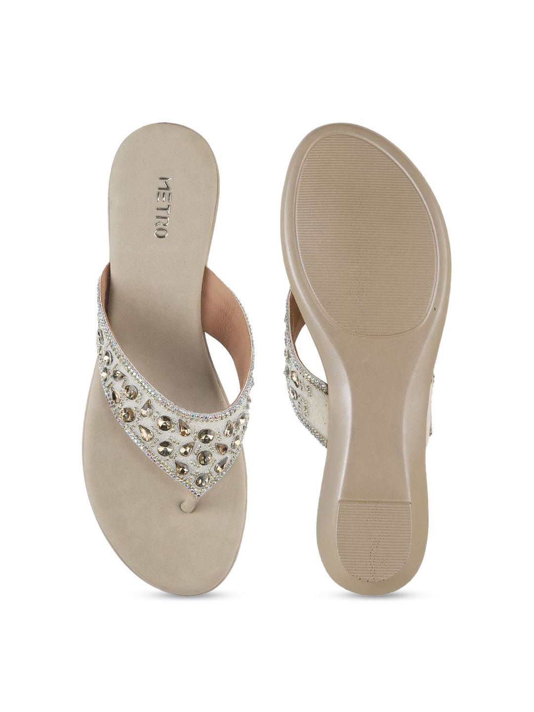 Metro Women Embellished Wedge Flats