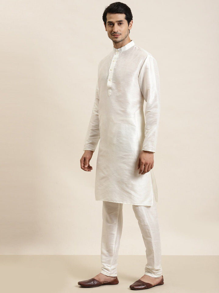 SOJANYA Mandarin Collar Straight Regular Kurta With Churidar & Nehru Jacket