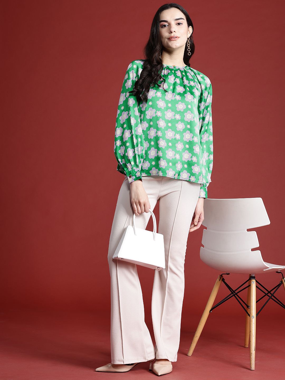 all about you Floral Print Keyhole Neck Top