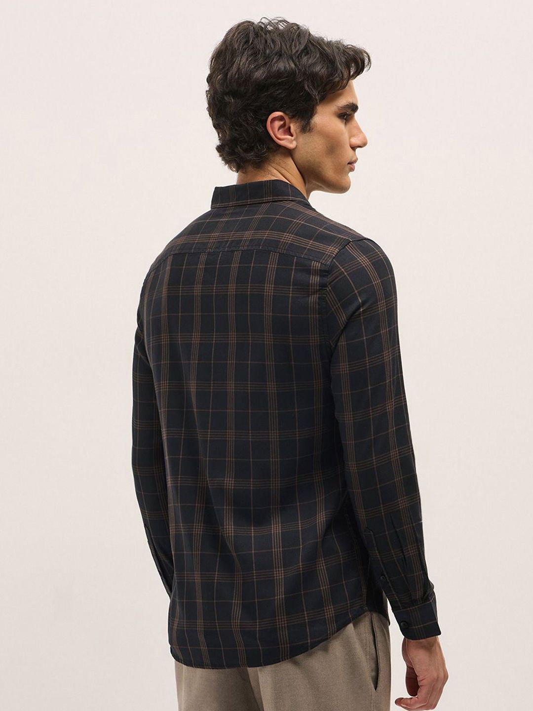 THE BEAR HOUSE Men Slim Fit Opaque Checked Casual Shirt