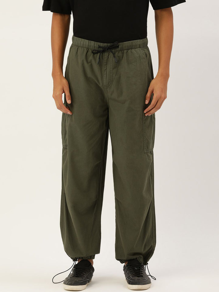 Bene Kleed Men Mid Rise Parachute Fit Pure cotton Cargos Trouser