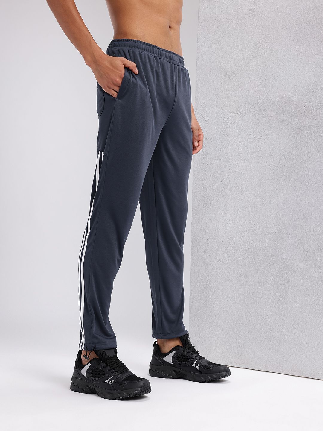 HRX by Hrithik Roshan Men Mid-Rise Rapid-Dry Training Track Pants with Toggle
