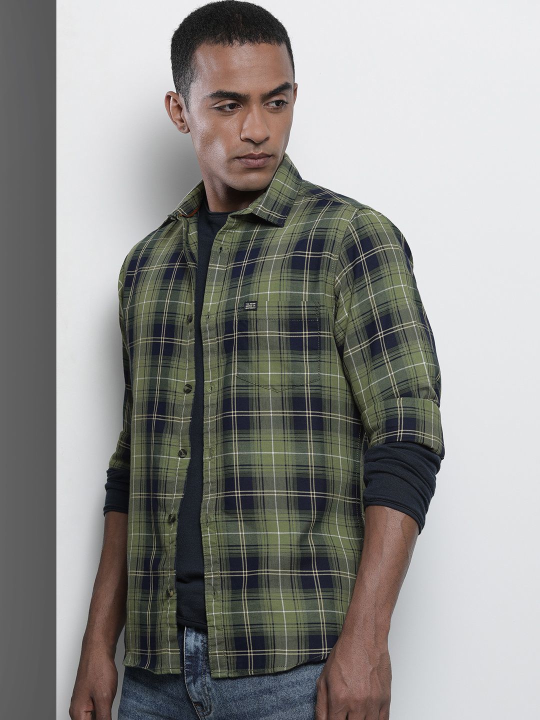 The Indian Garage Co Men Navy Blue Checked Casual Shirt