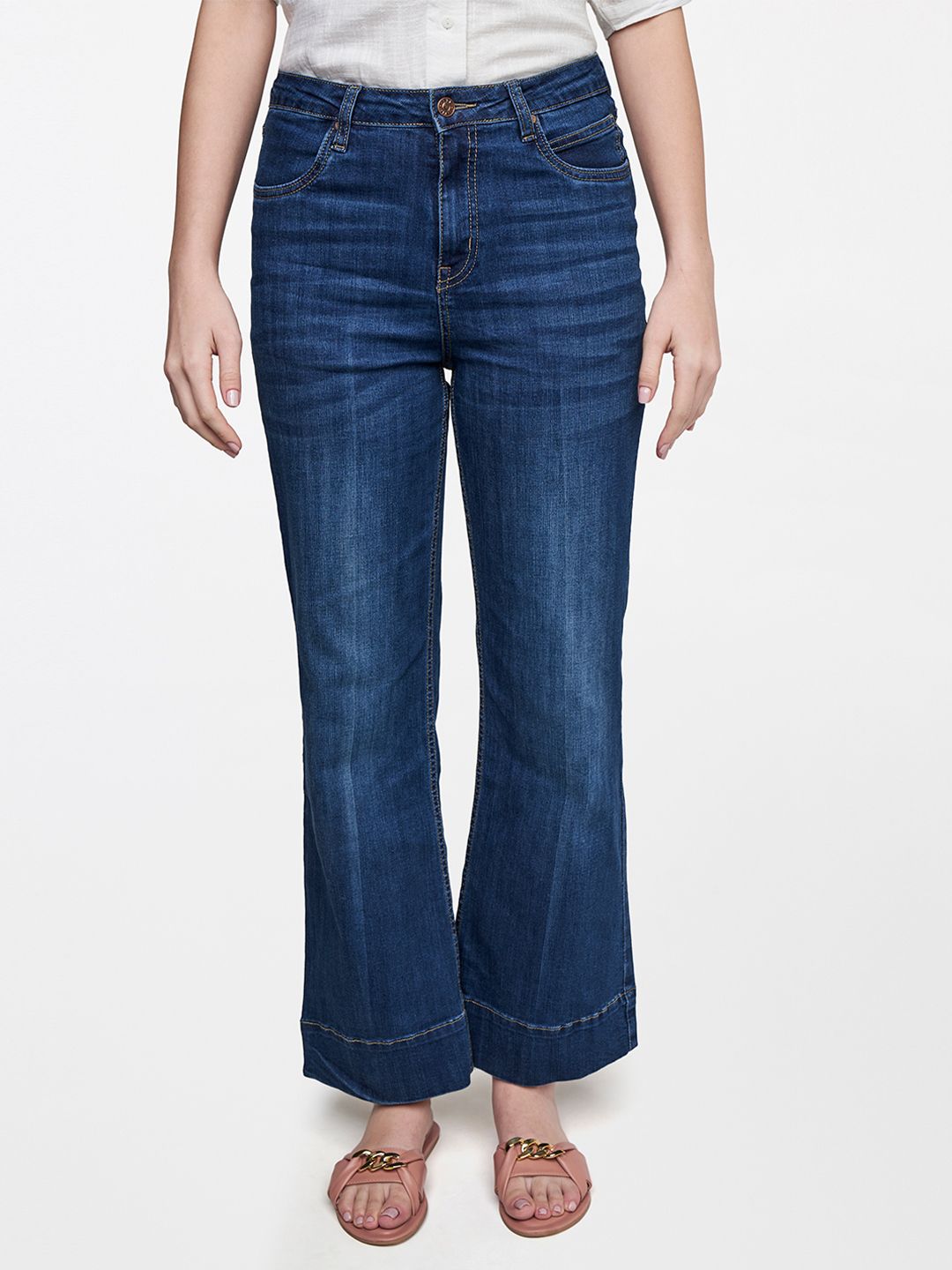 AND Women Blue Clean Look Bootcut High-Rise Jeans