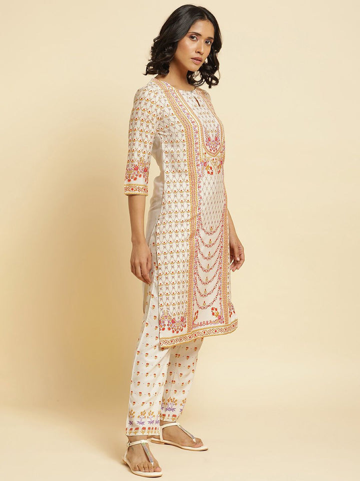 W Floral Printed Straight Kurta With Trousers & Dupatta