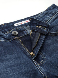 Spykar Men Slim sesuai dengan jeans yang boleh diperbaharui dengan cahaya rendah