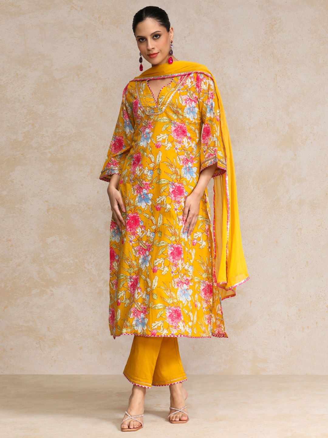 Varanga Women Ethnic Motifs Printed Regular Beads and Stones Pure Cotton Kurta with Trousers & With Dupatta