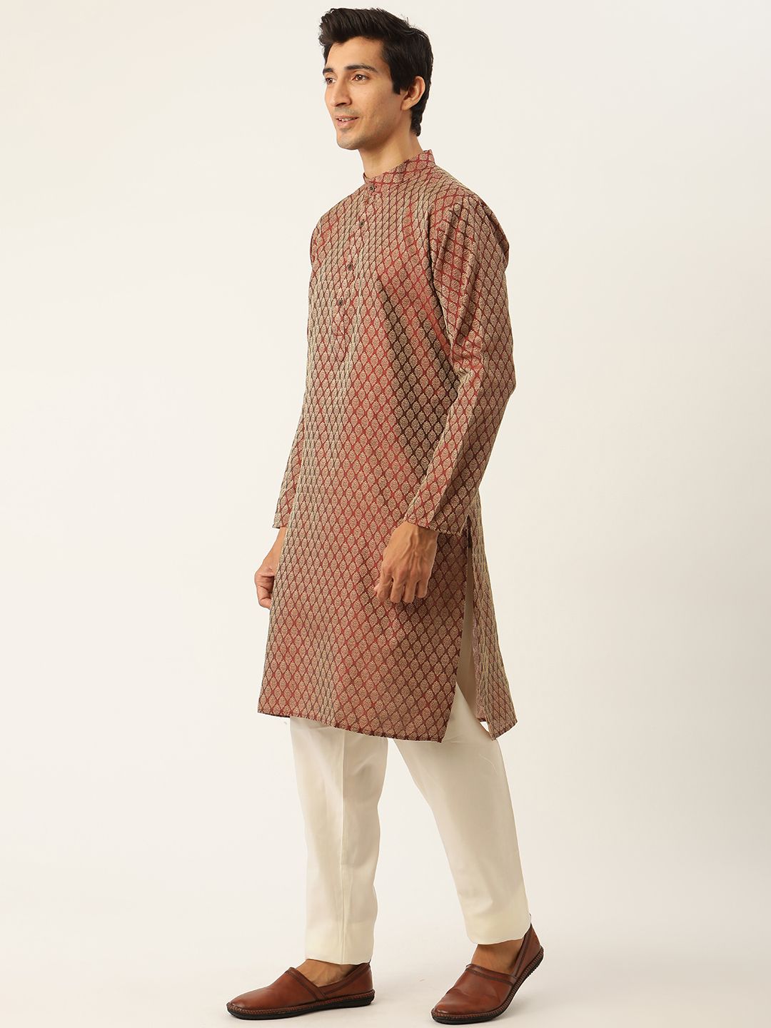 SOJANYA Men Maroon & Off-White Woven Design Kurta with Pyjamas & Nehru Jacket