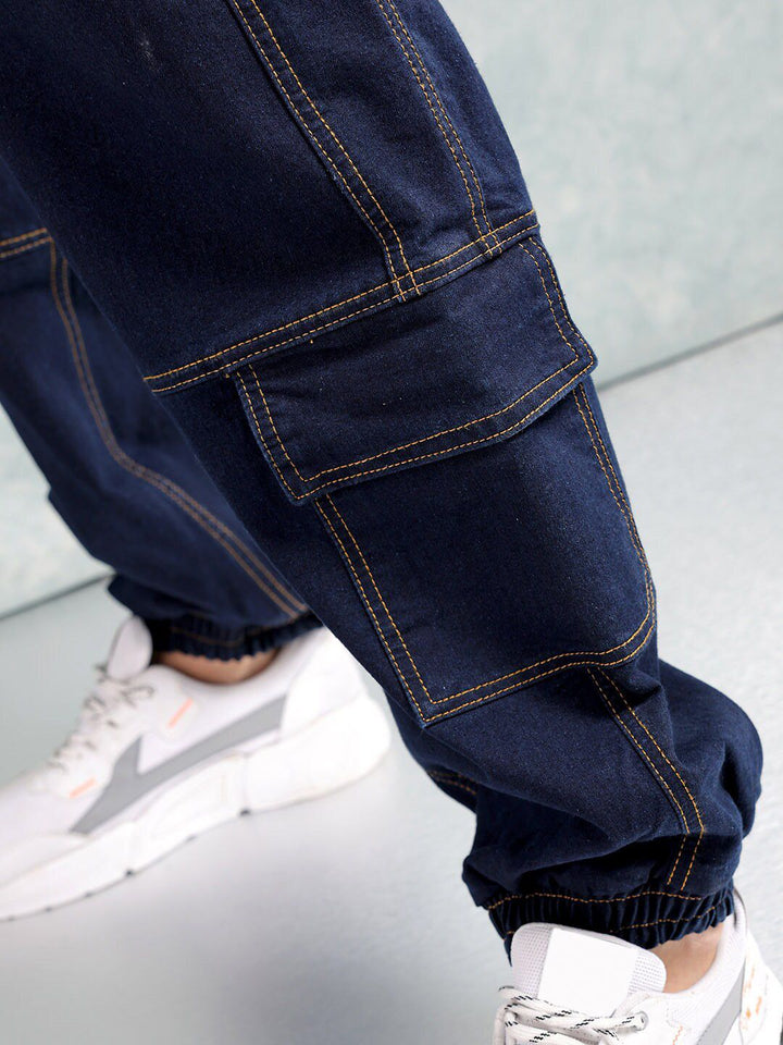 The Indian Garage Co Men Mid-Rise Loose Fit Contrast Stitch Stretchable Cargo Jogger Jeans