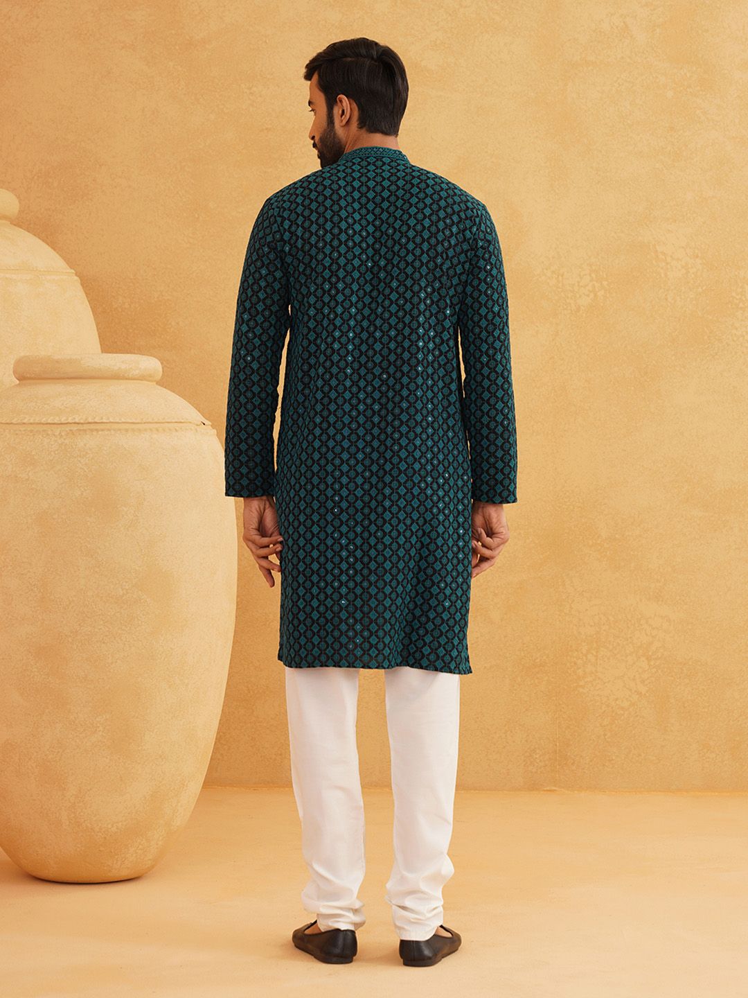 SOJANYA Kurta Kapas Tulen Bersulam Labuci dengan Churidar