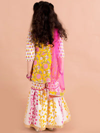 pspeaches Girls Yellow Floral Printed Pure Cotton Kurti with Sharara & With Dupatta